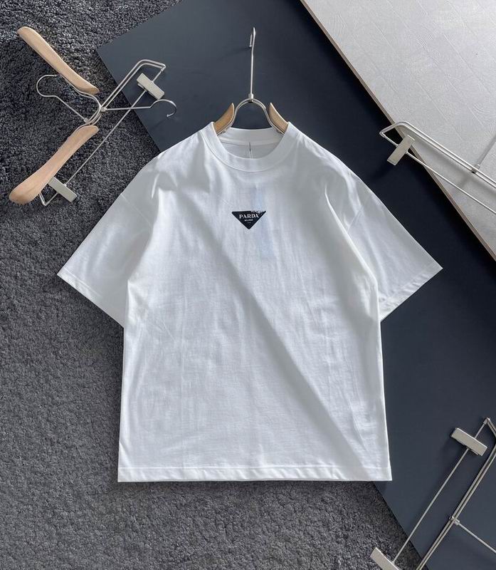 Wholesale Cheap High quality men's Prada Short Sleeve Replica Designer T Shirts for Sale