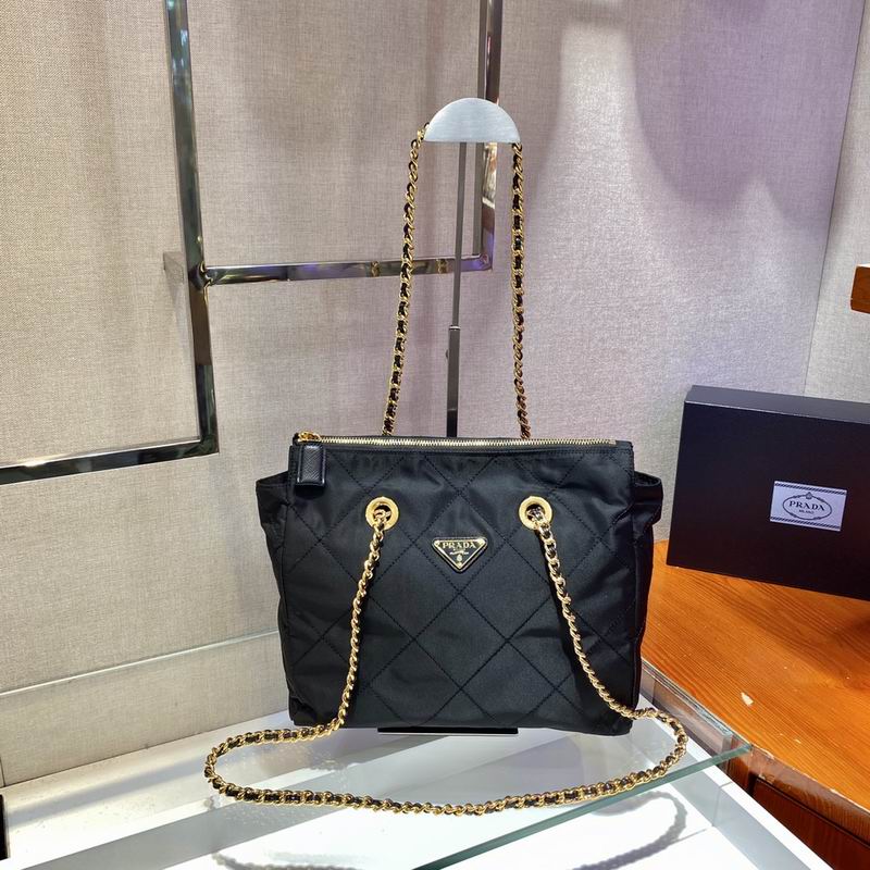 Wholesale Cheap P rada Designer bags for Sale