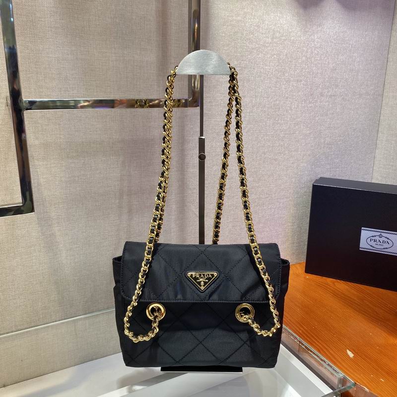 Wholesale Cheap P rada Designer bags for Sale