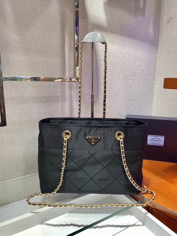 Wholesale Cheap P rada Designer bags for Sale