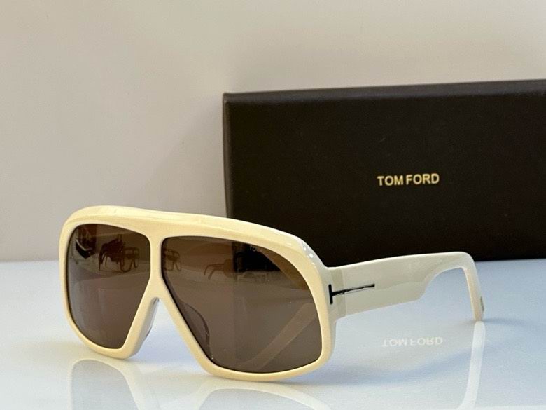 Wholesale Cheap AAA Tom Ford Replica Sunglasses for Sale