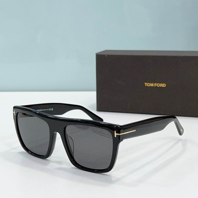 Wholesale Cheap AAA Tom Ford Replica Sunglasses for Sale