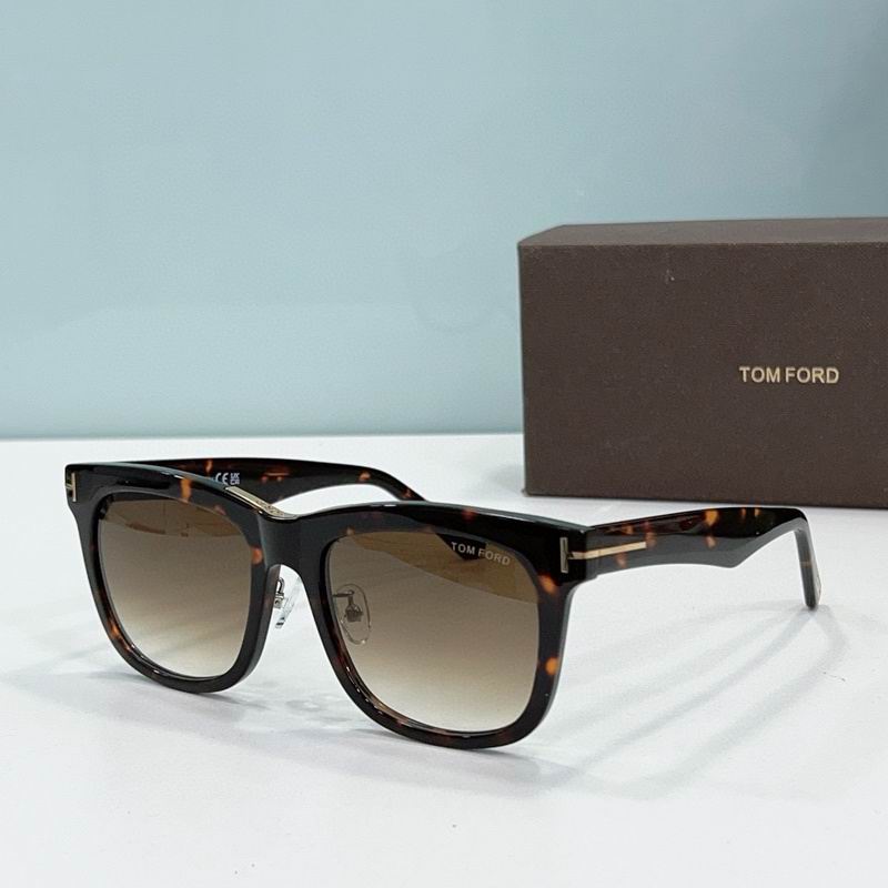 Wholesale Cheap AAA Tom Ford Replica Sunglasses for Sale
