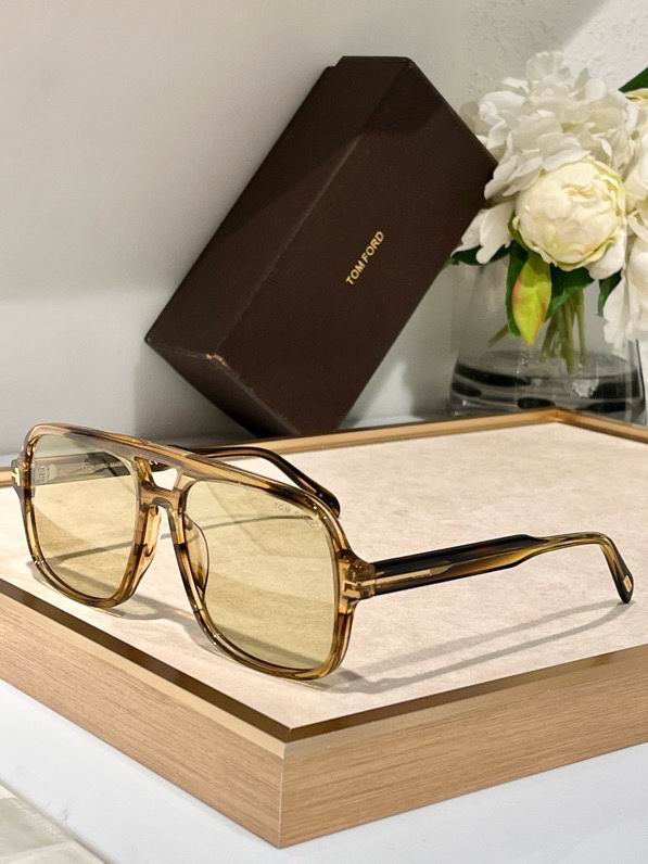 Wholesale Cheap AAA Tom Ford Replica Sunglasses for Sale