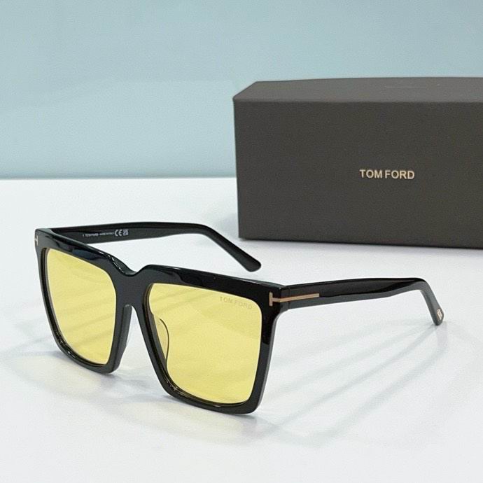 Wholesale Cheap AAA Tom Ford Replica Sunglasses for Sale
