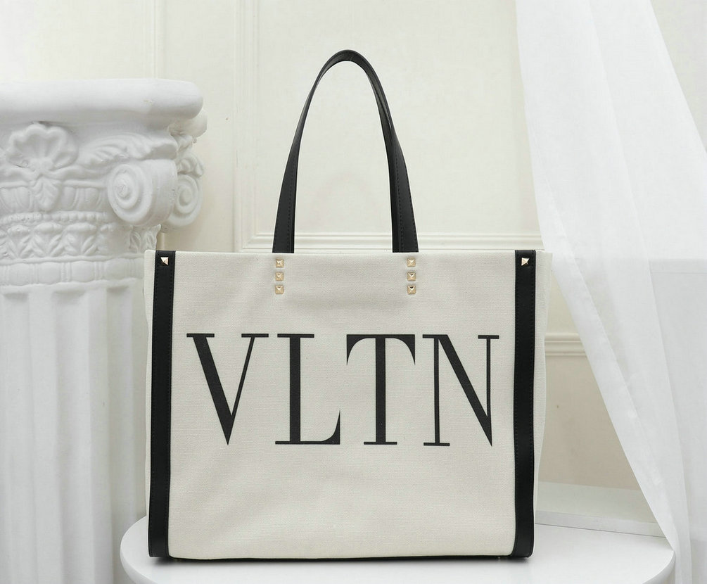 Wholesale Cheap Designer Bags AAA for Sale