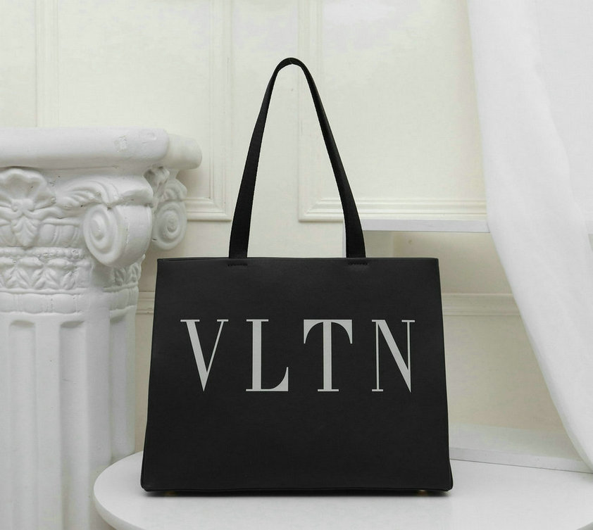 Wholesale Cheap Valentino Bags for Women