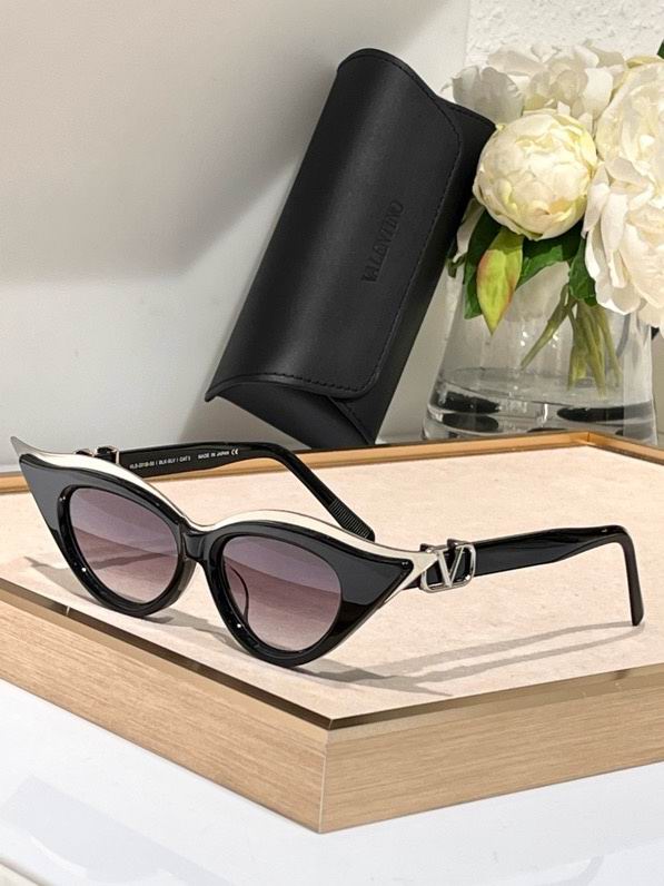 Wholesale Cheap Valentino Replica Sunglasses AAA for Sale