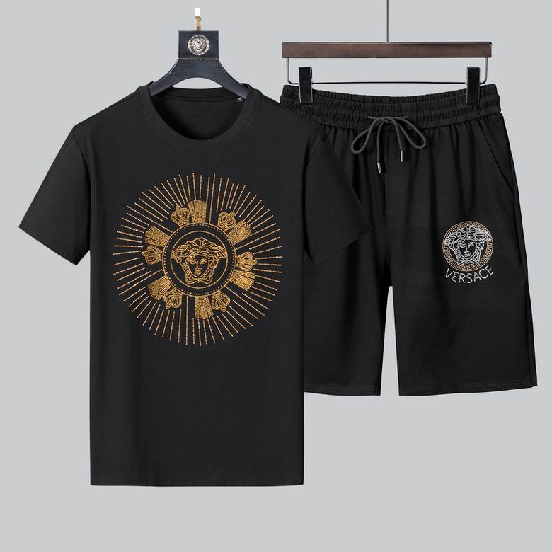 Wholesale Cheap V ersace men Short Sleeve Tracksuits for Sale