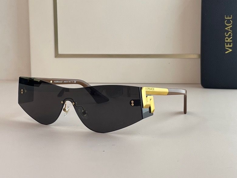 Wholesale Cheap AAA Versace Replica Sunglasses for Sale