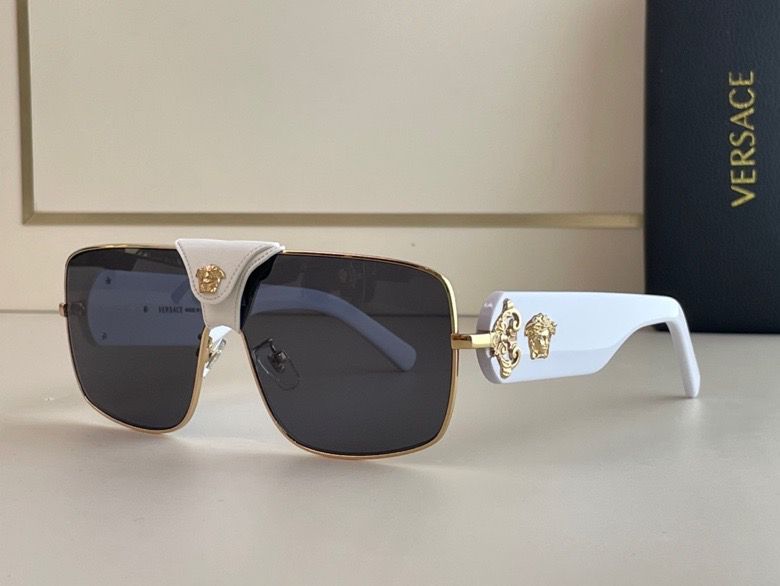 Wholesale Cheap AAA Versace Replica Sunglasses for Sale