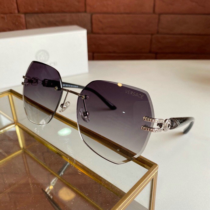 Wholesale Cheap V ersace AAA Sunglasses For Sale