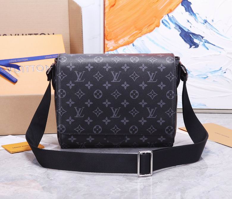 Wholesale Cheap LV Designer Messenger Bags for Sale