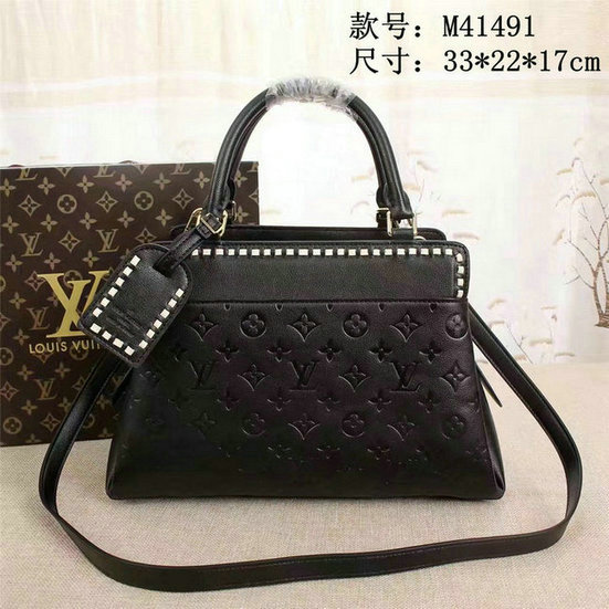 Wholesale AAA Louis Vuitton Classic Handbags for Women-102