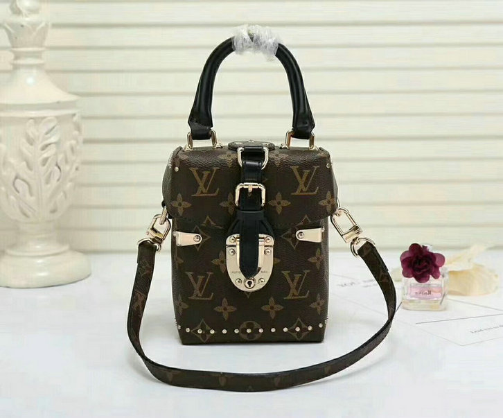 Wholesale Louis Vuitton Monogram Canvas Camera Box 42999-148