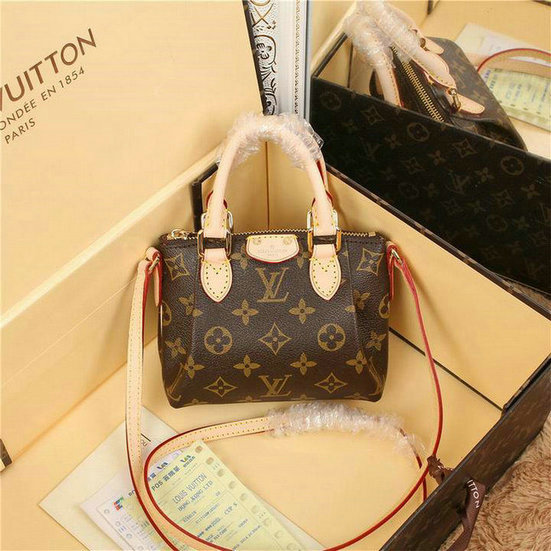 AAA Louis Vuitton Handbags Cheap Replica-005
