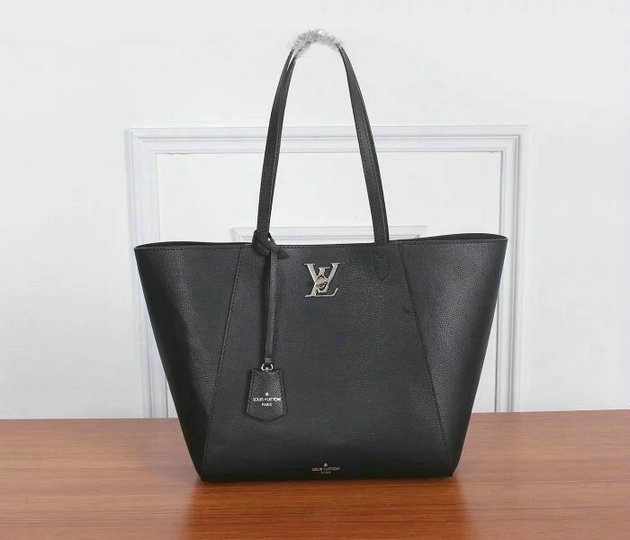 Wholesale Replica AAA Louis Vuitton Handbags for Women-064