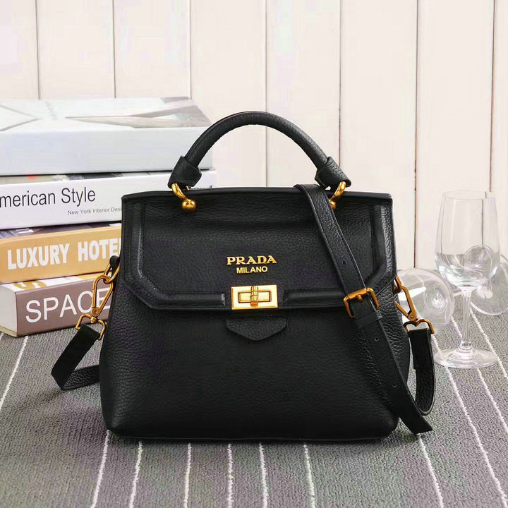 Wholesale Luxury Prada Handbags Replicas-102