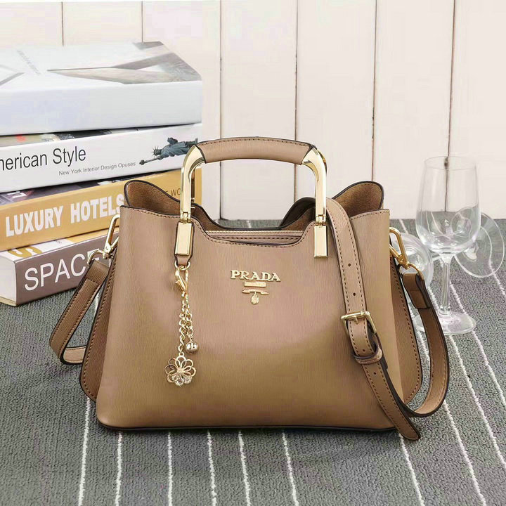 Wholesale Luxury Prada Handbags Replicas-113