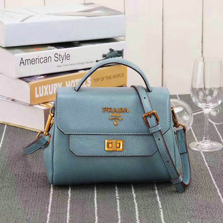 Wholesale Luxury Prada Handbags Replicas-117
