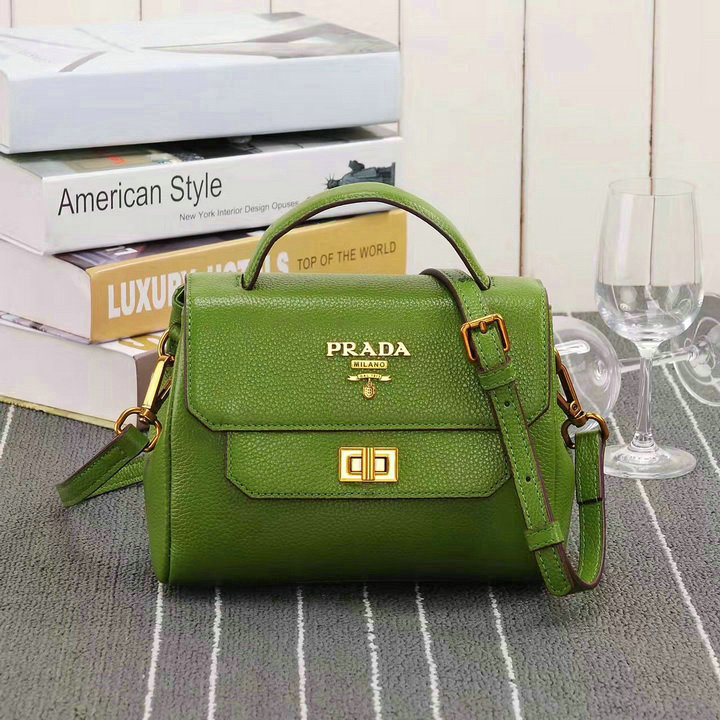 Wholesale Luxury Prada Handbags Replicas-119