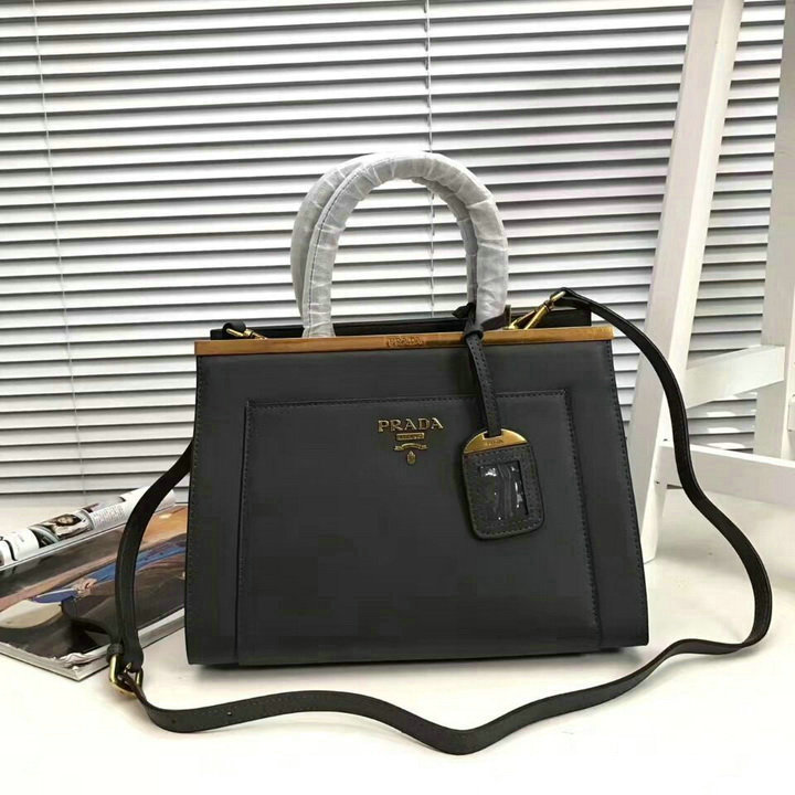Wholesale Aaa Quality Knockoff Prada Handbags Cheap-126