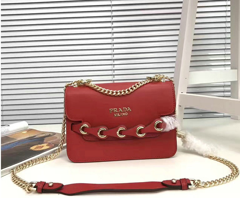 Wholesale Aaa Quality Knockoff Prada Handbags Cheap-144