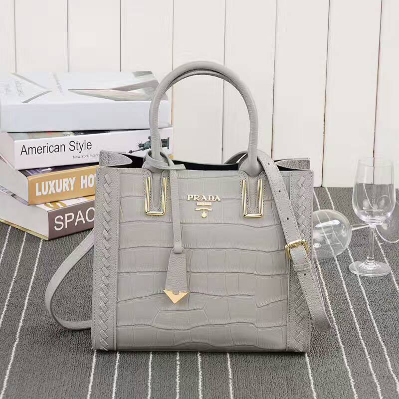 Wholesale New Prada Replica Handbags for Women-186