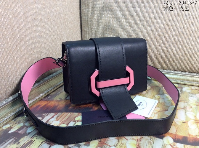 Wholesale Top Brands Prada Replica Handbags-070