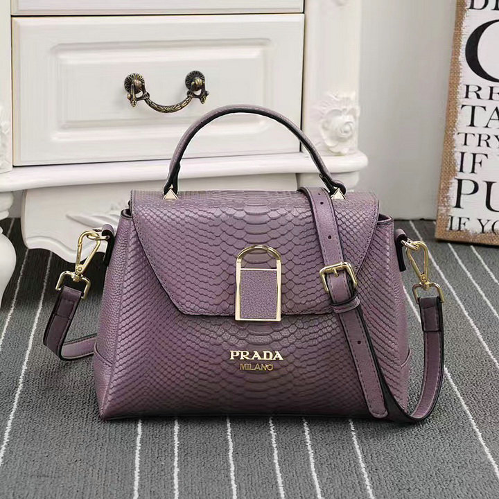 Wholesale Top Brands Prada Replica Handbags-084