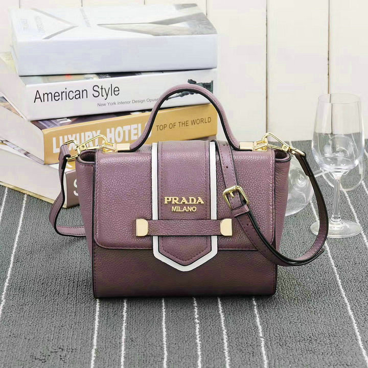 Wholesale Luxury Prada Handbags Replicas-099