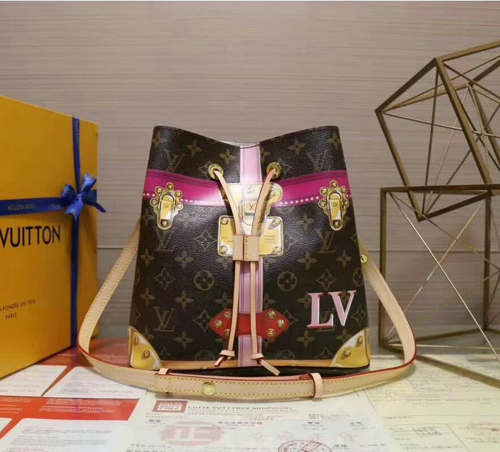 Wholesale Cheap Replica Louis Vuitton Monogram Canvas NéOnoé M40649-182