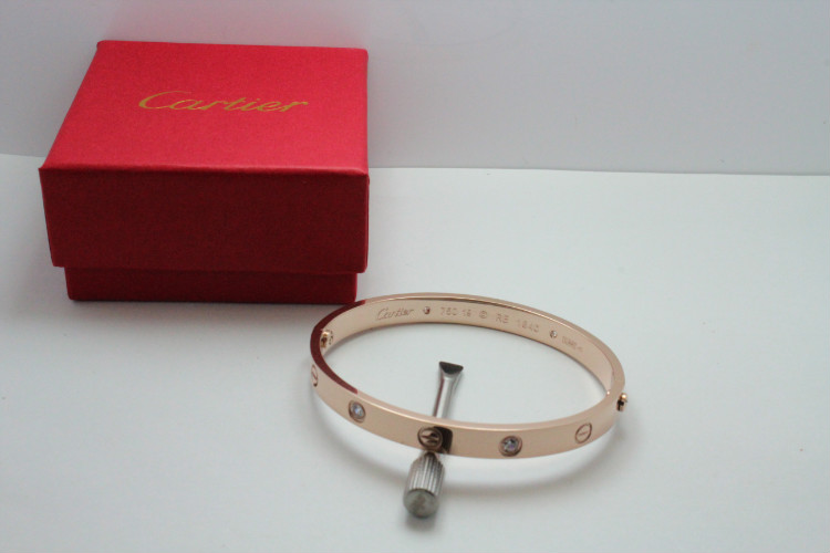 Wholesale Replica Cartier Bracelets & Bangles-157