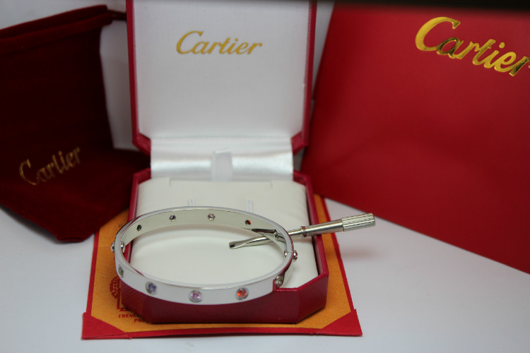 Wholesale Replica Cartier Bracelets & Bangles-192