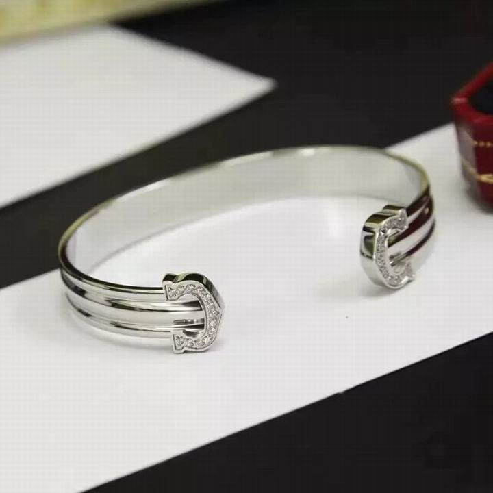 Wholesale Replica Cartier Bracelets & Bangles-204