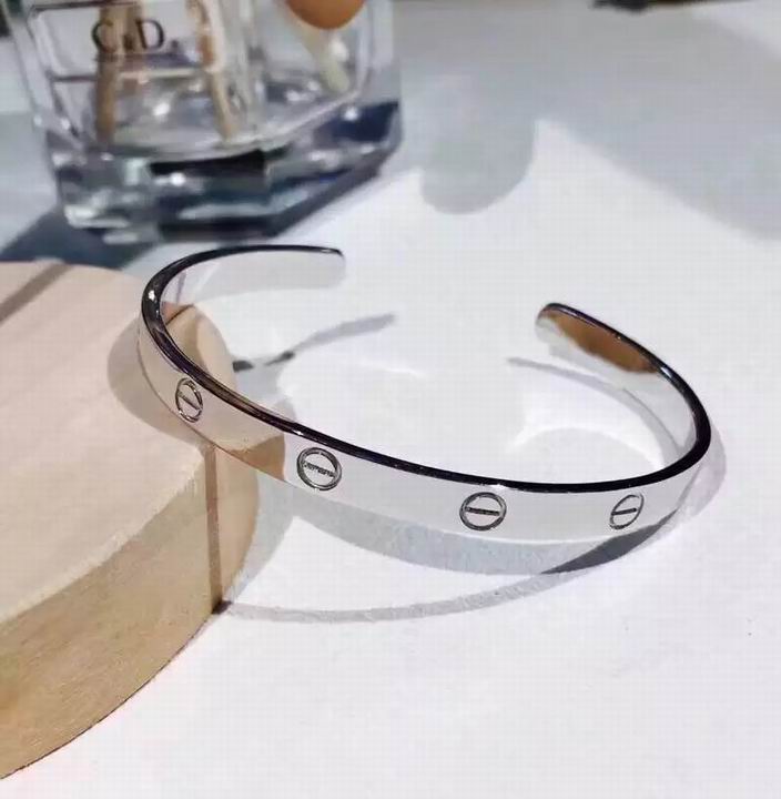 Wholesale Replica Cartier Bracelets & Bangles-218