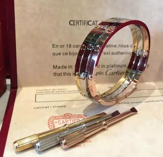 Wholesale Replica Cartier Bracelets & Bangles-233
