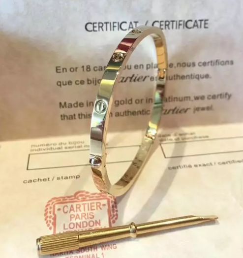 Wholesale Replica Cartier Bracelets & Bangles-236