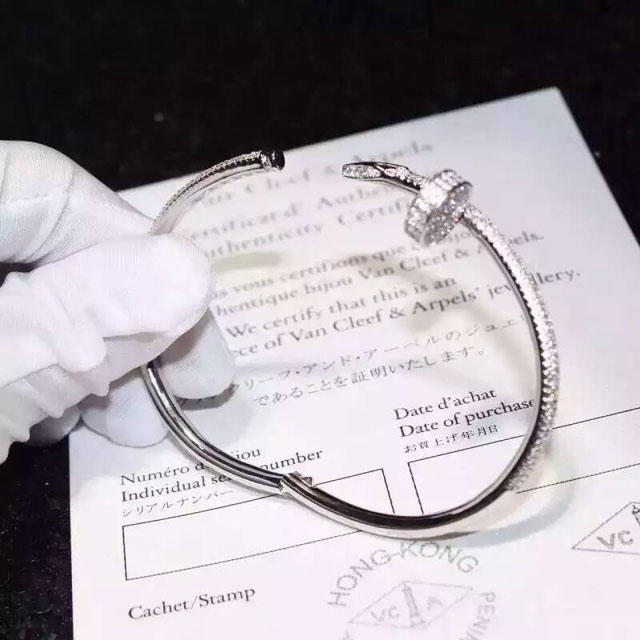 Wholesale Cheap Cartier Designer Bracelets & Bangles-248