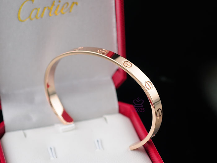 Wholesale Cheap Cartier Designer Bracelets & Bangles-258