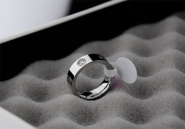 Wholesale Cheap Cartier Replica Rings-040