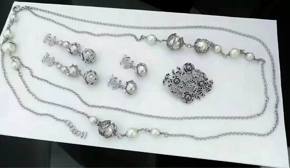 Wholesale Fashion Designer Jewelry Sets for Cheap-128