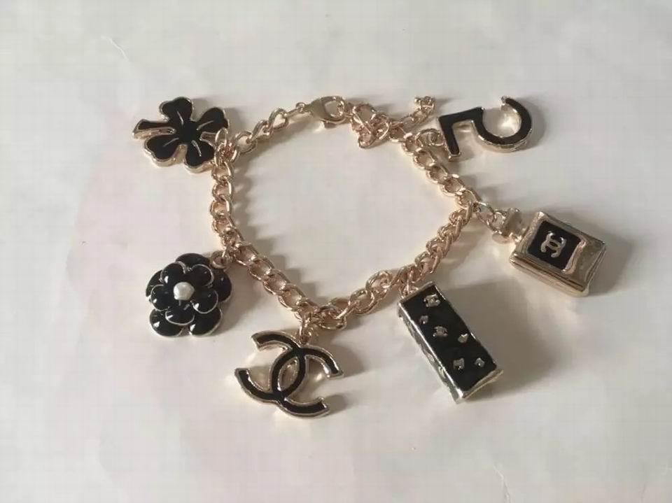 Fashion Bracelets Replica Wholesale-052