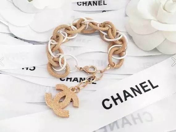 Wholesale Women's Bracelets Replica-132