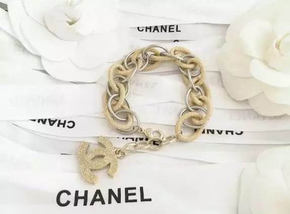 Wholesale Women's Bracelets Replica-133