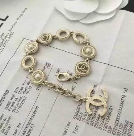 Wholesale Women's Bracelets Replica-135