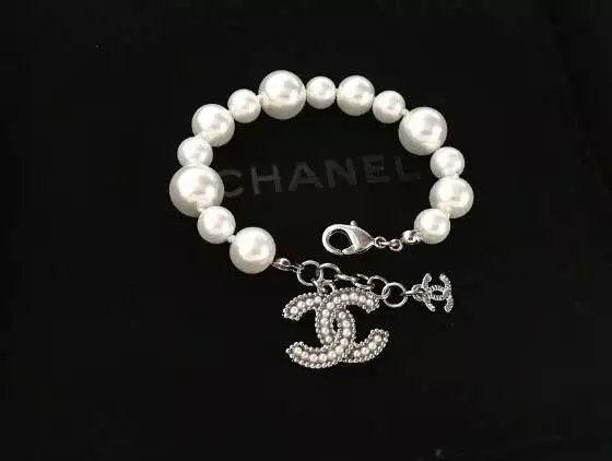 Wholesale Women's Bracelets Replica-136