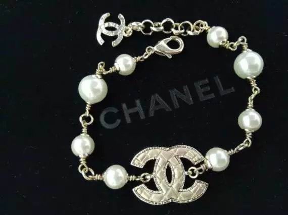 Wholesale Women's Bracelets Replica-148