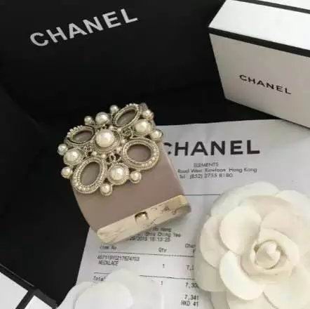 Wholesale Women's Bracelets Replica-170
