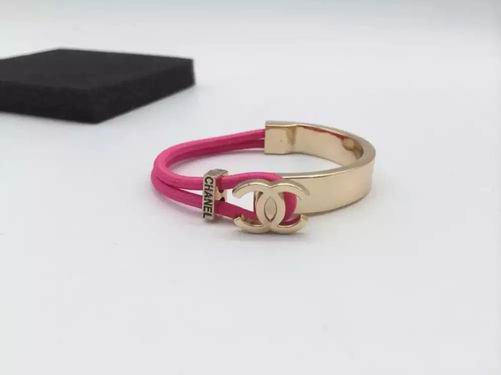 Wholesale Women's Bracelets Replica-204